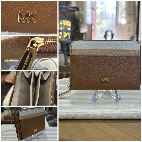 Authentic Michael Kors Women’s Small Jet Set Tri-Color Wallet, EUC - Picture 4 of 14